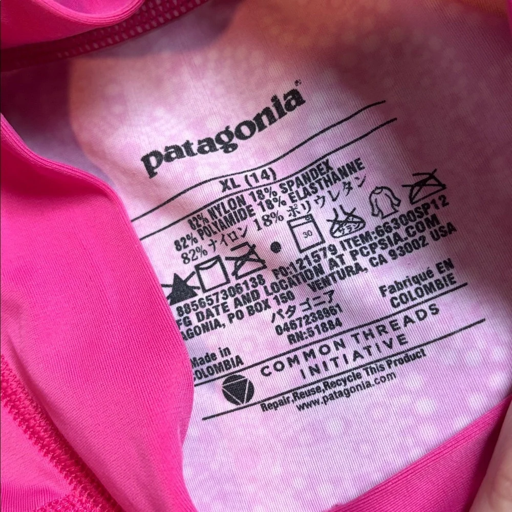 Patagonia Girls Pink Short Sleeve Rash-guard Top Size XL (14) | surf | beach |